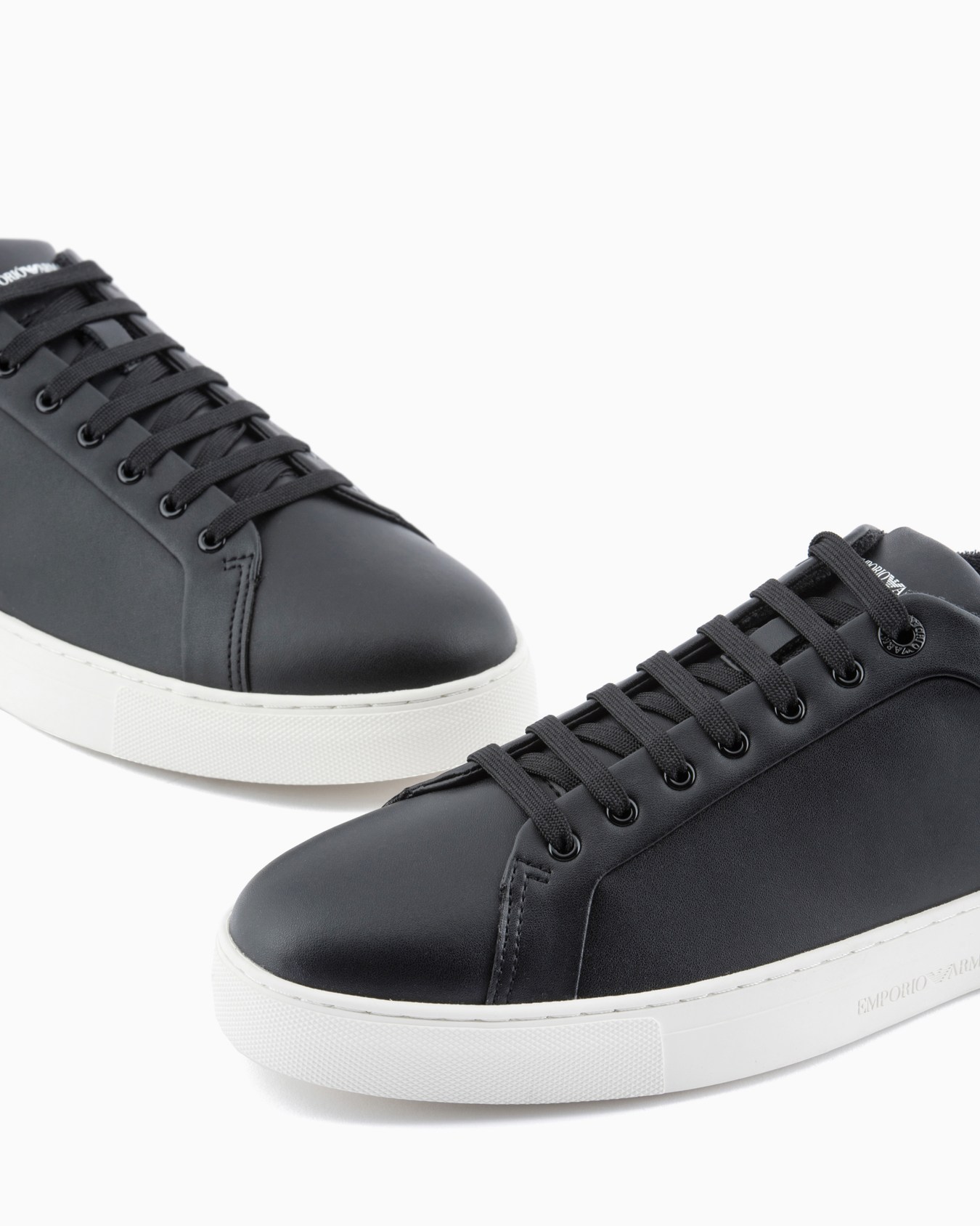 Supple leather sneakers Slide 4