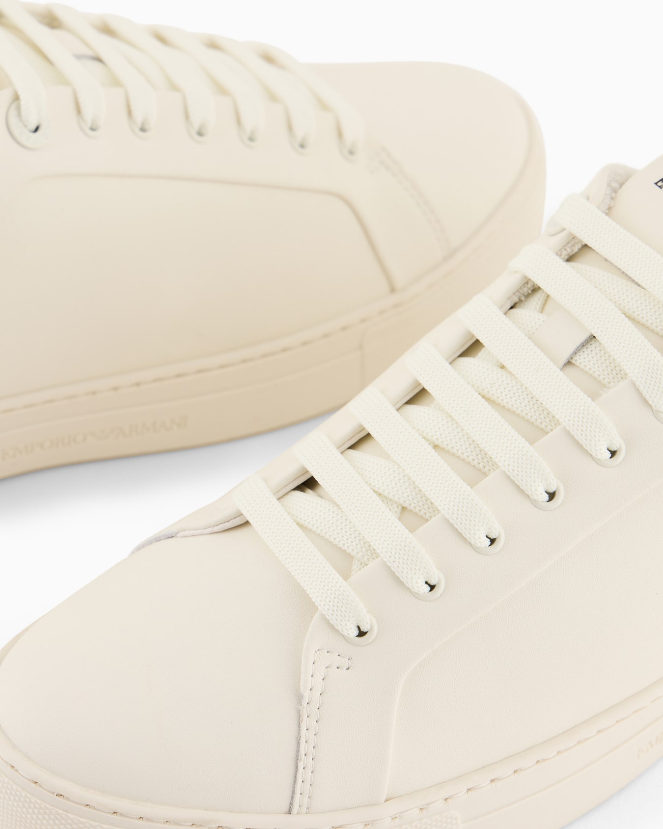 Supple leather sneakers Slide 4