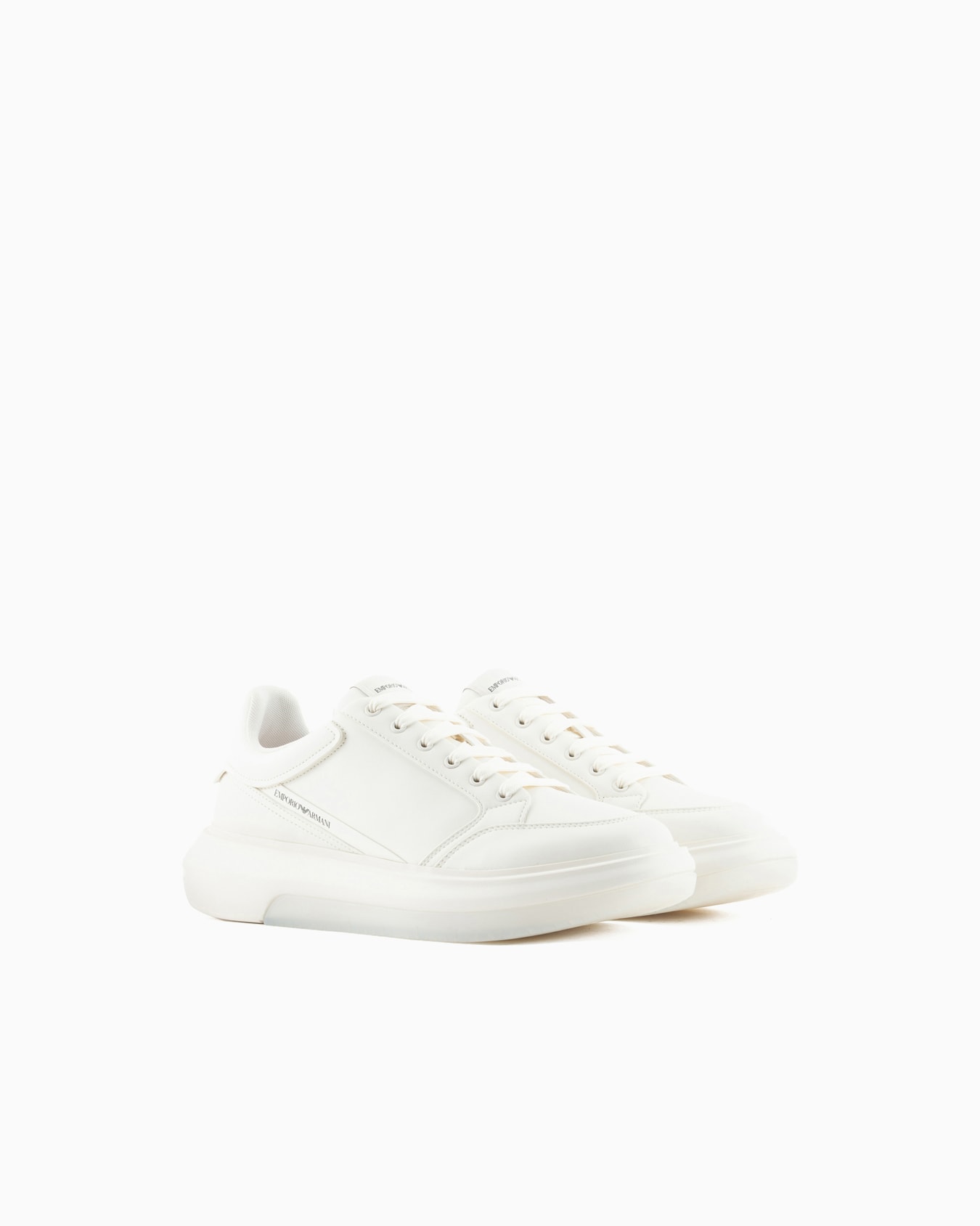 Leather sneakers with side logo Slide 1