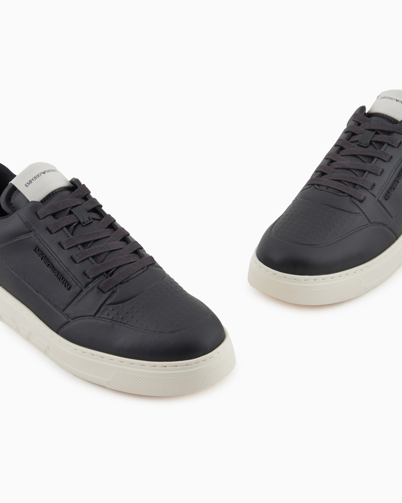 Sneaker aus Leder mit seitlichem Logo Folie 4