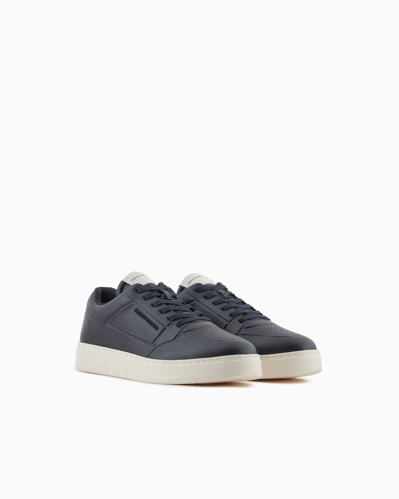 Leather sneakers with side logo Slide 1