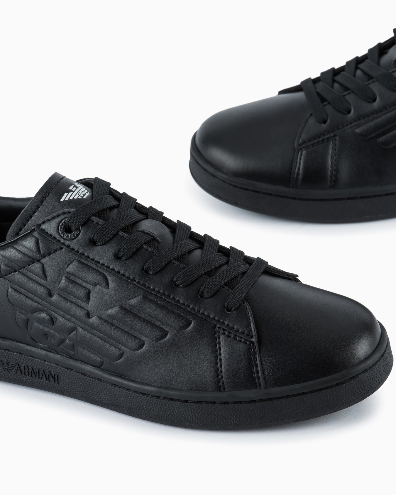EA7 Classic CC sneakers Slide 3