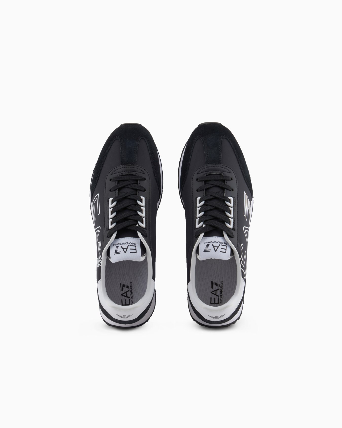 Deportivas Black and White Vintage Diapositiva 2