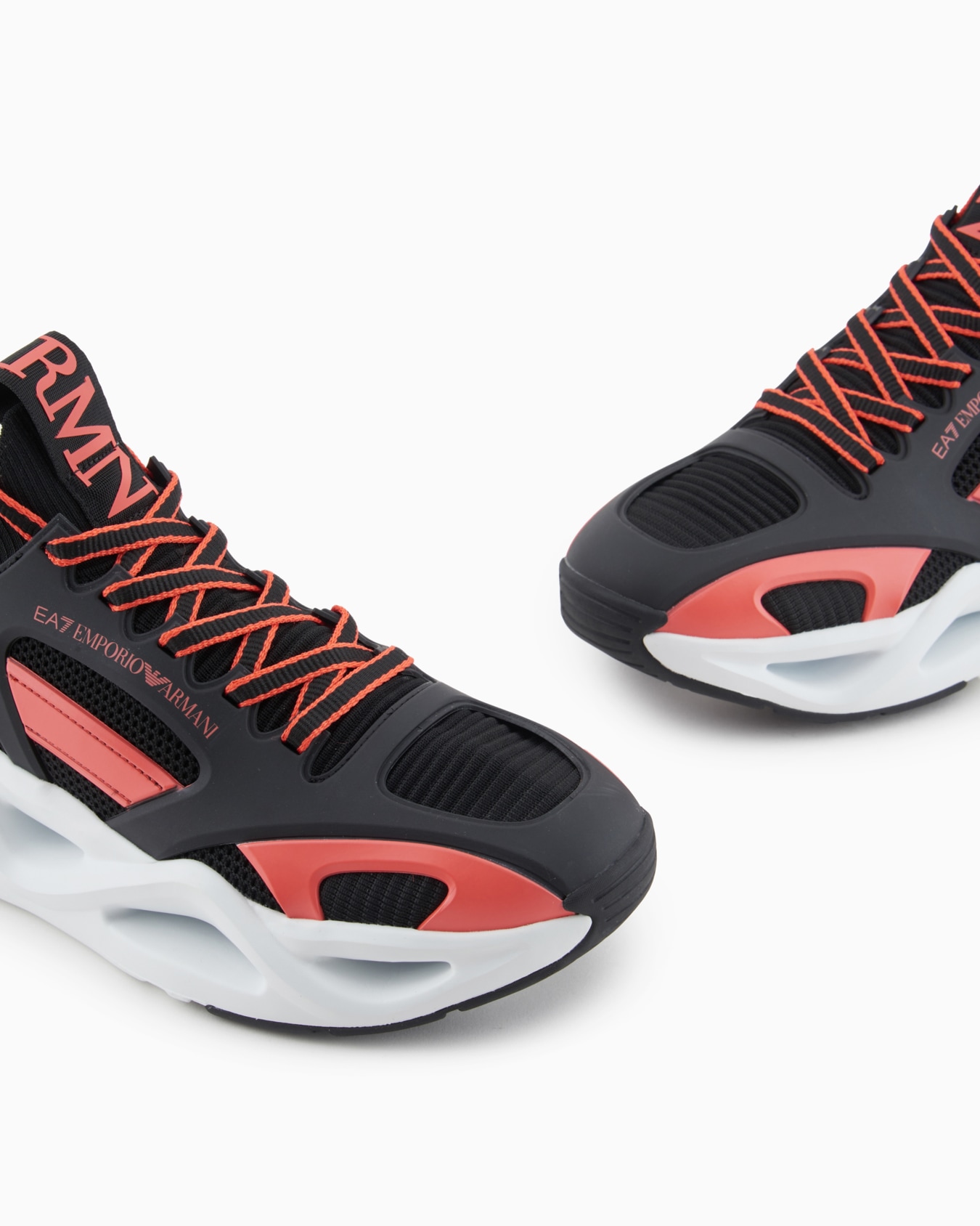 Sneakers Infinity Cage Slide 4