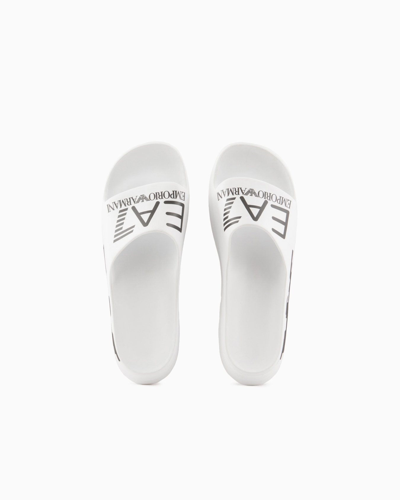 Crusher Distance slides with oversized logo Slide 2