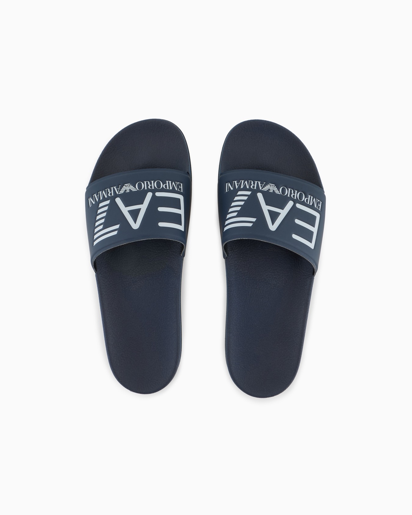 Sliders with oversized logo Diapositiva 2