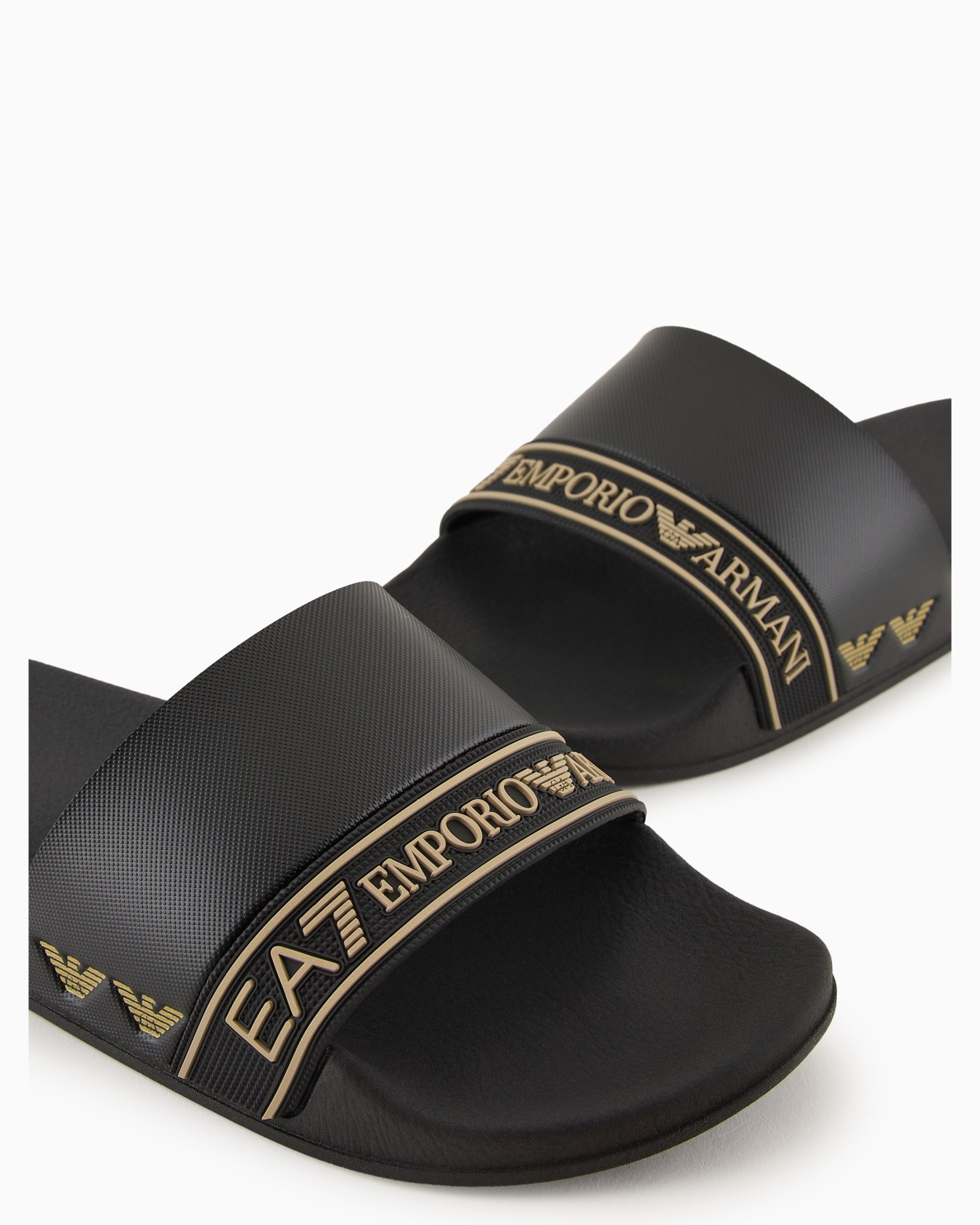 Slides with EA7 logo Slide 1