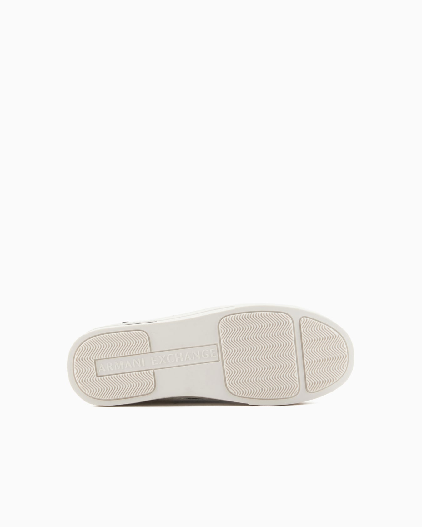 Sneakers with logo Diapositiva 5