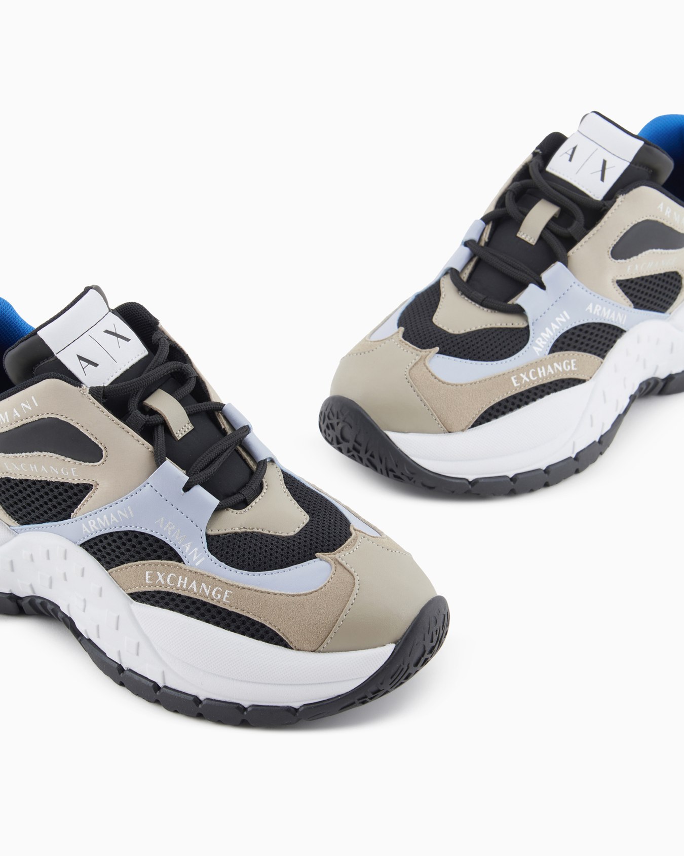 Mesh sneakers with custom tread Slide 4