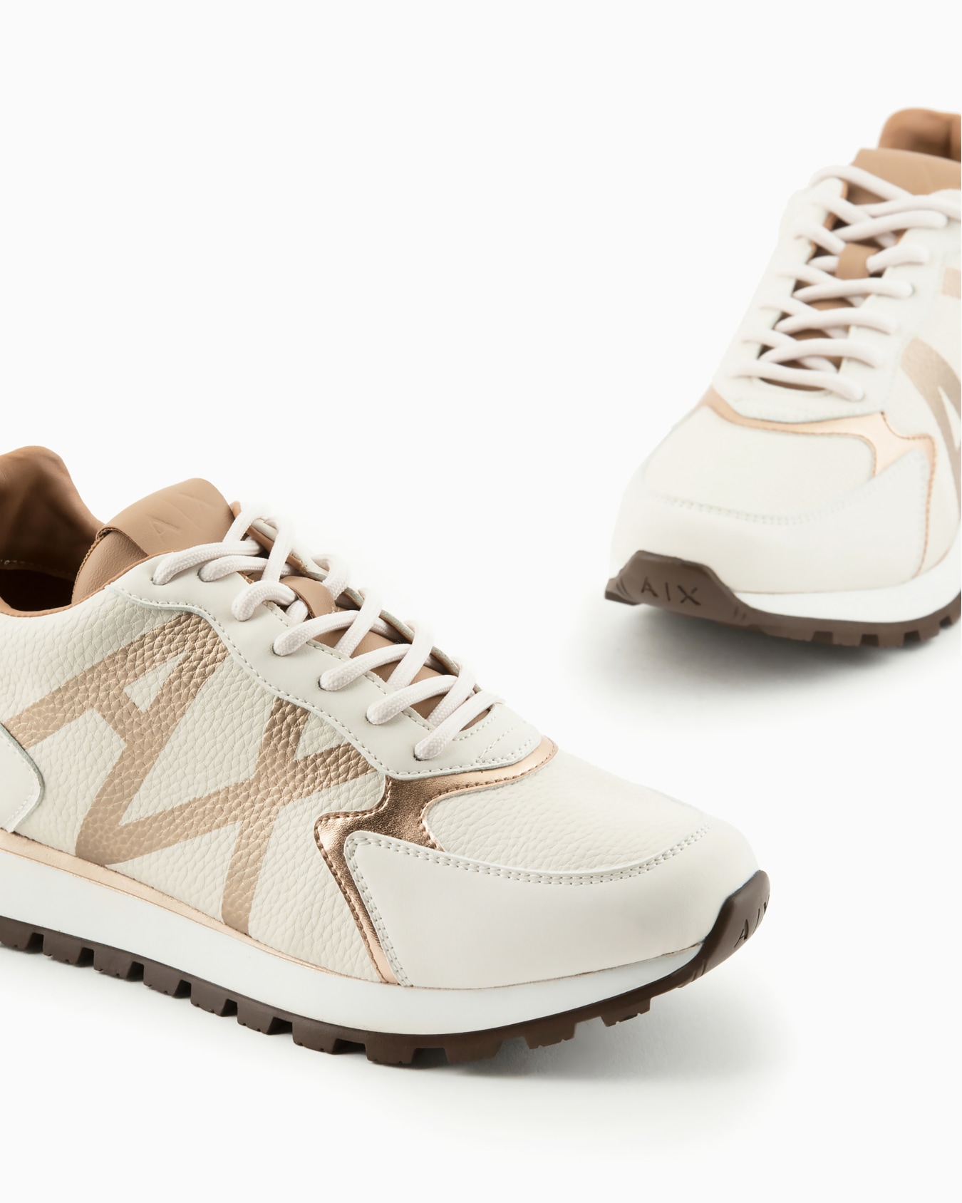 Sneakers Slide 4