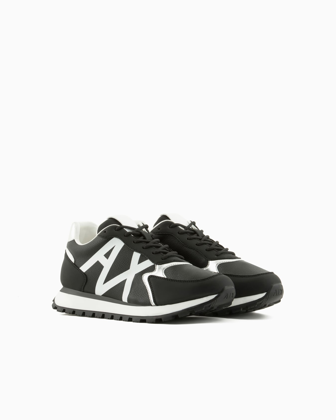 Sneakers Slide 1