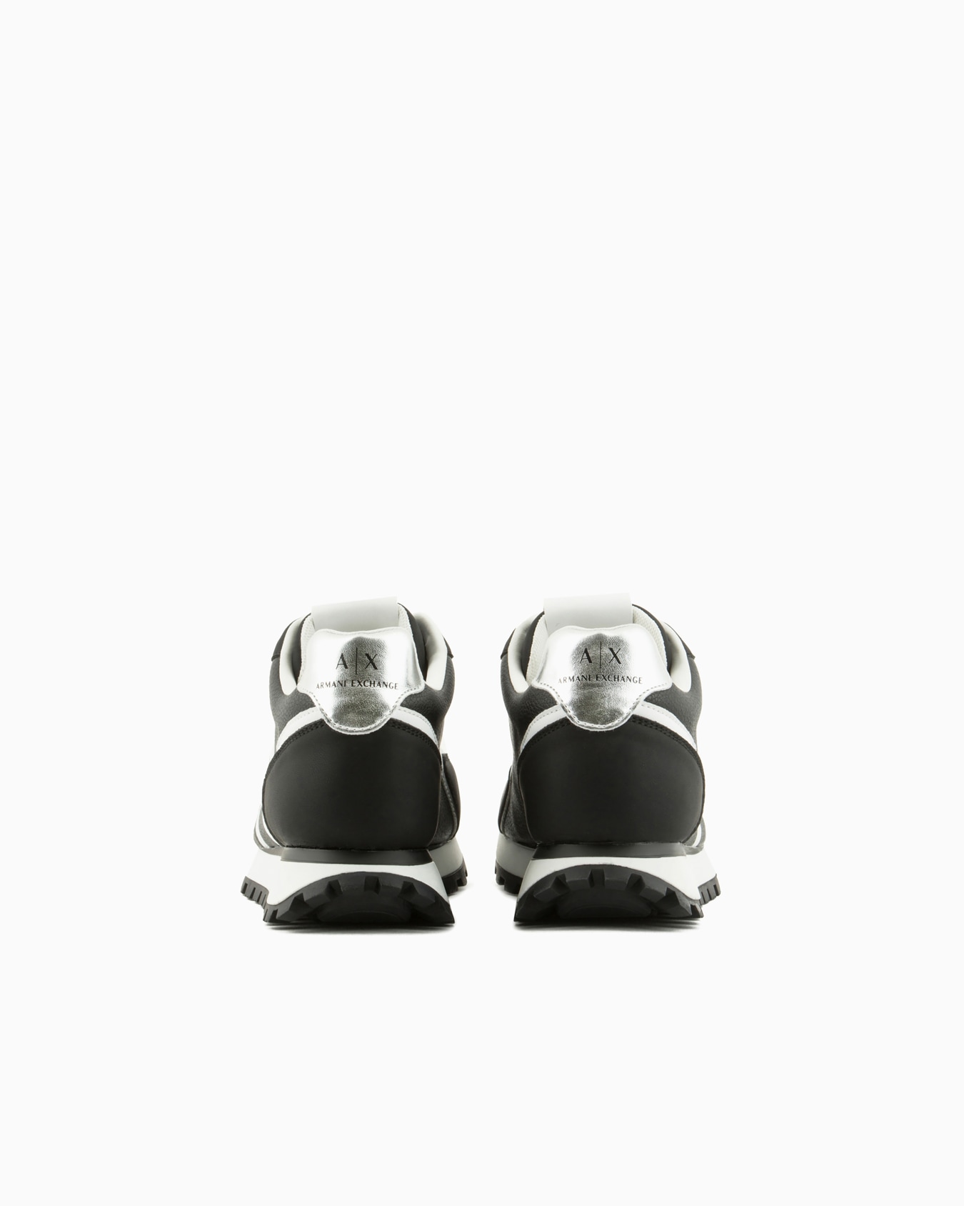 Sneakers Slide 3