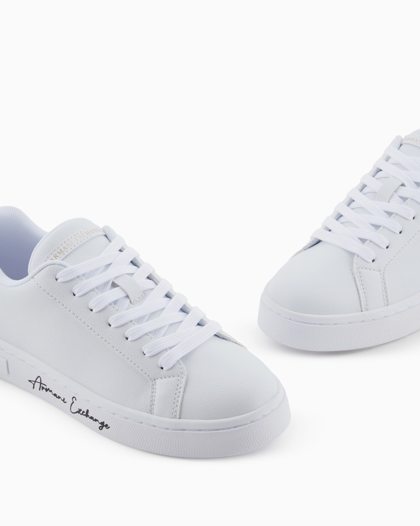 Sneakers with signature logo on the sole Slide 4