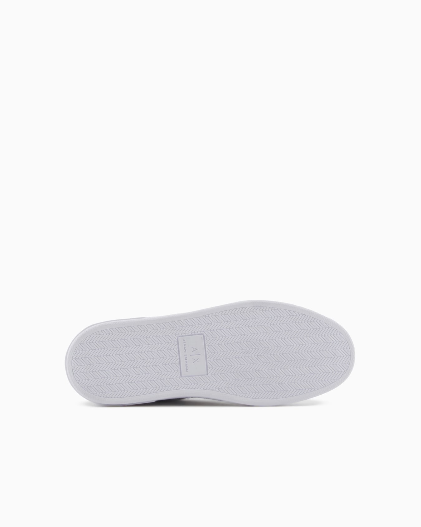 Sneakers with signature logo on the sole Slide 5