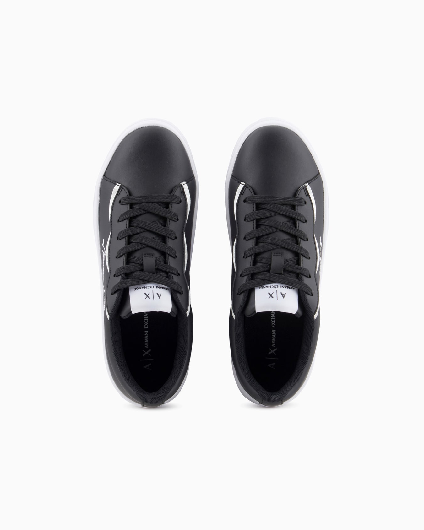Sneakers with metal piping and logo Slide 2