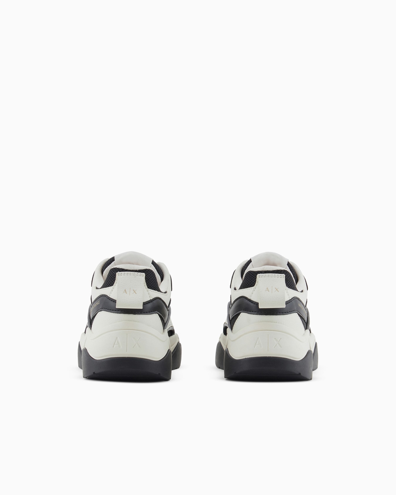 Chunky sneakers with contrasting inserts Slide 3