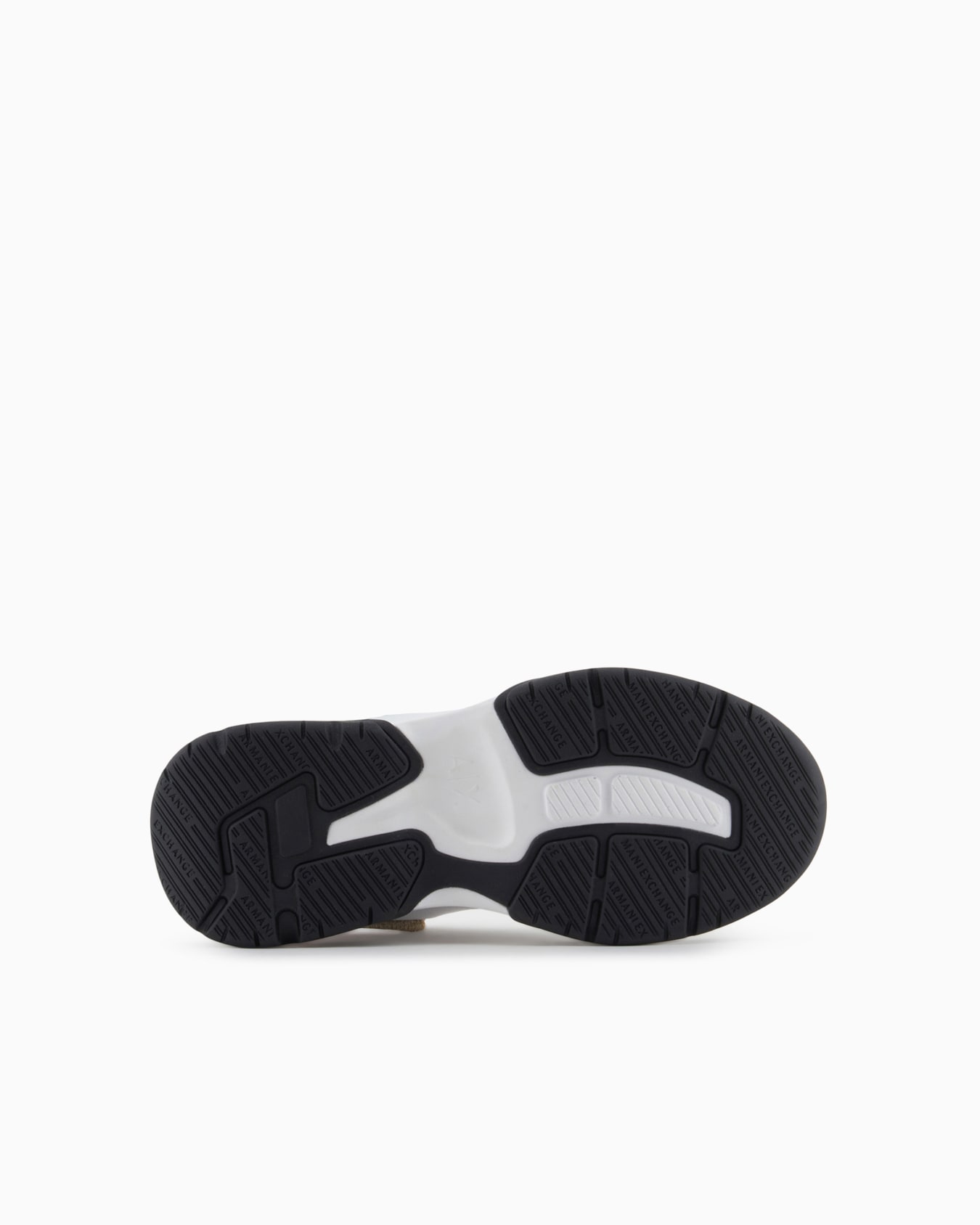 Chunky sneakers with contrasting details Slide 5