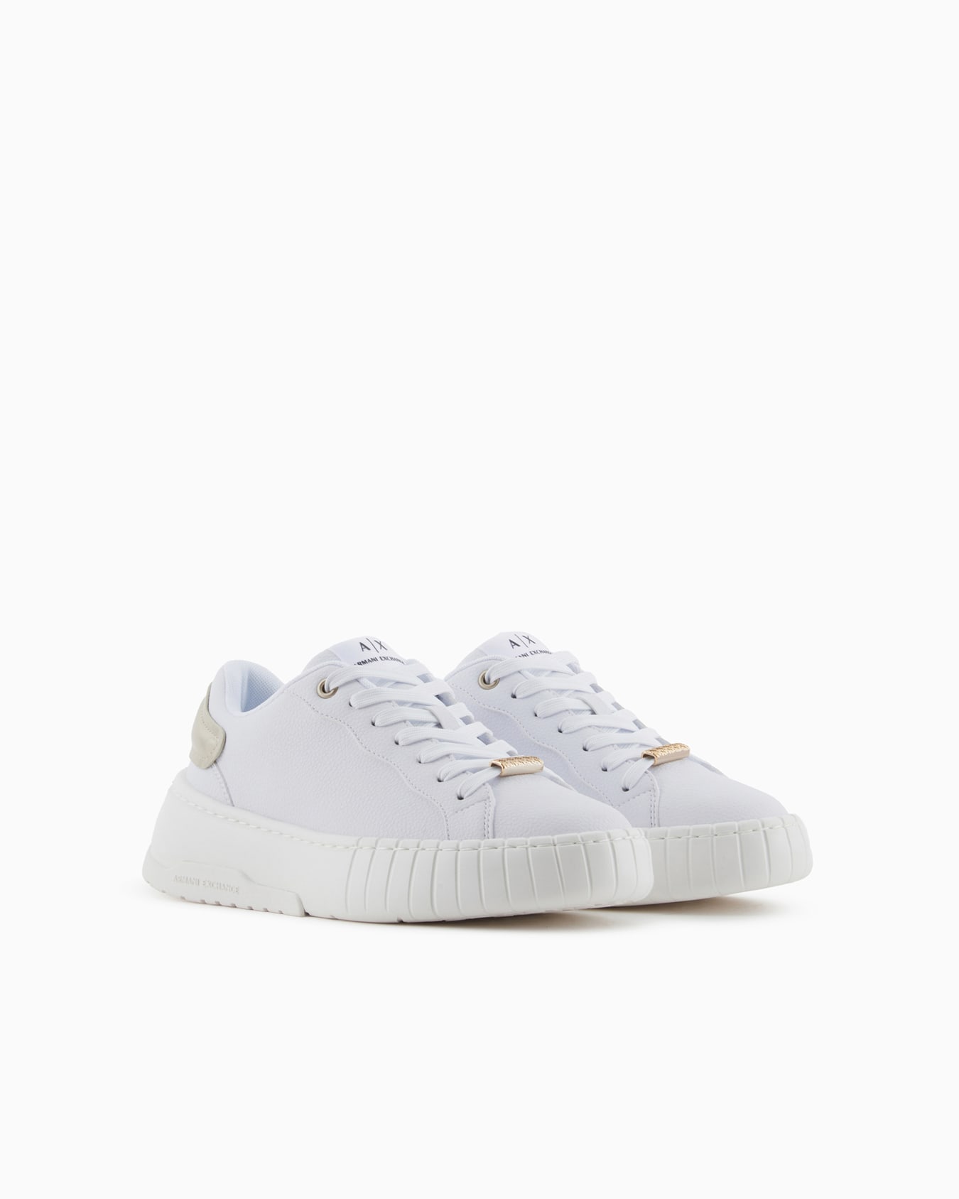 Sneakers with laces and logo Slide 1