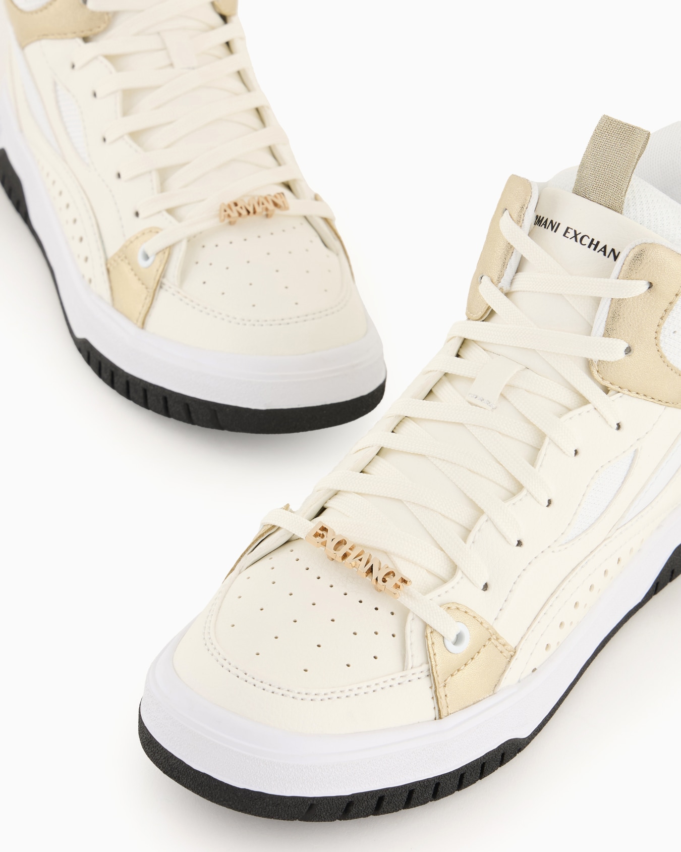 Shiny Point High-Top Lace-Up Sneakers Slide 4
