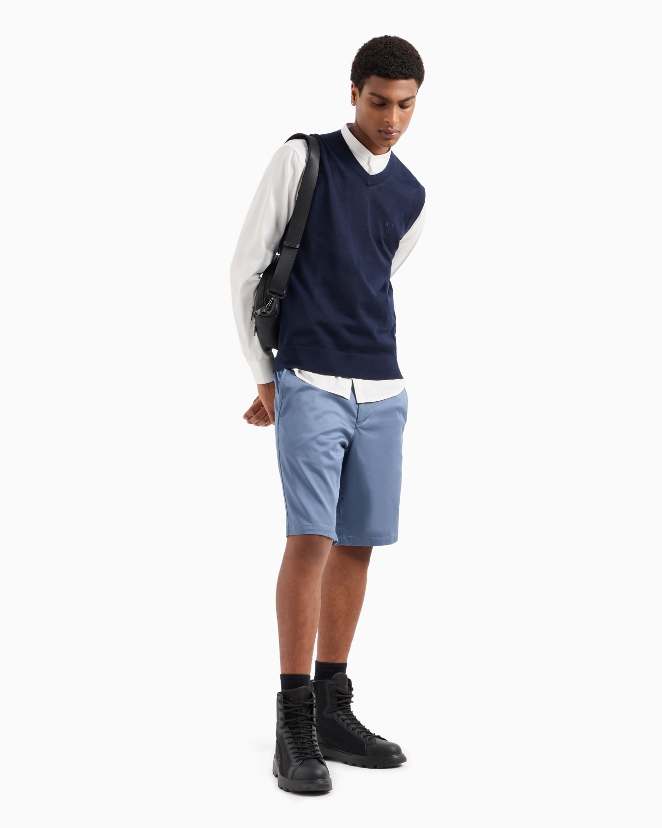 Camicia regular fit in cotone stretch con collo alla coreana Slide 3