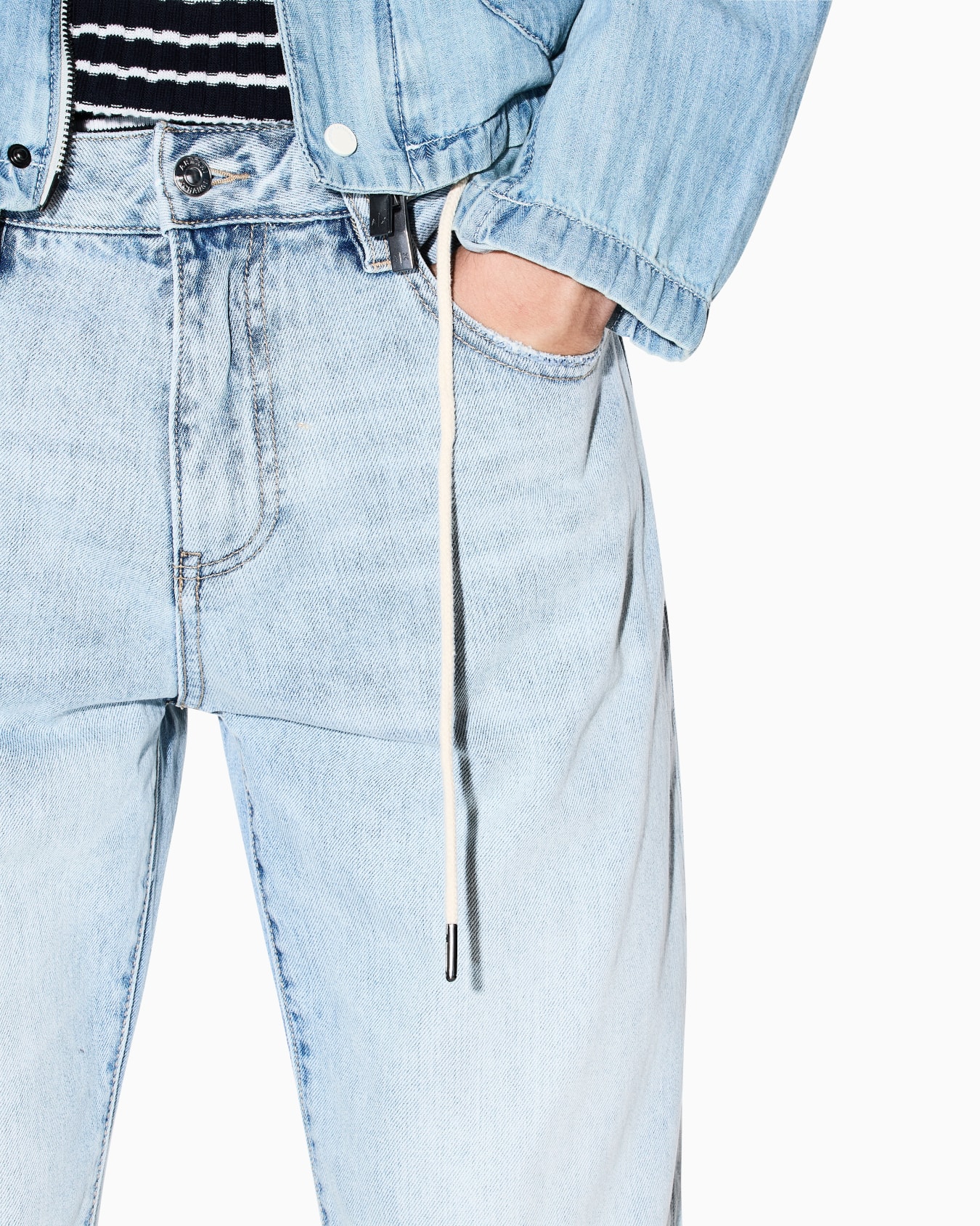 Slim-Fit-Jeans aus Denim Folie 4