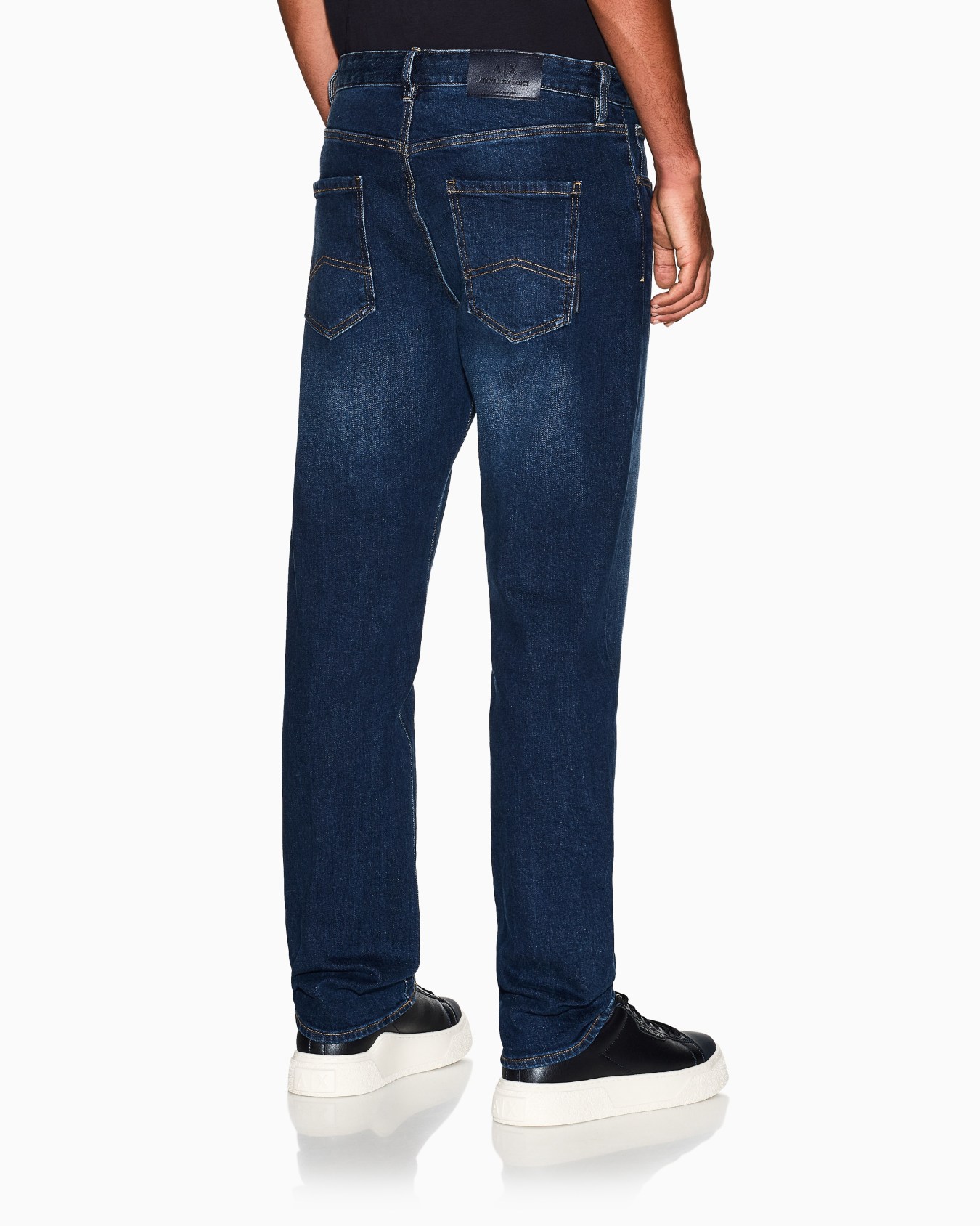Straight fit jeans in comfort denim Slide 2