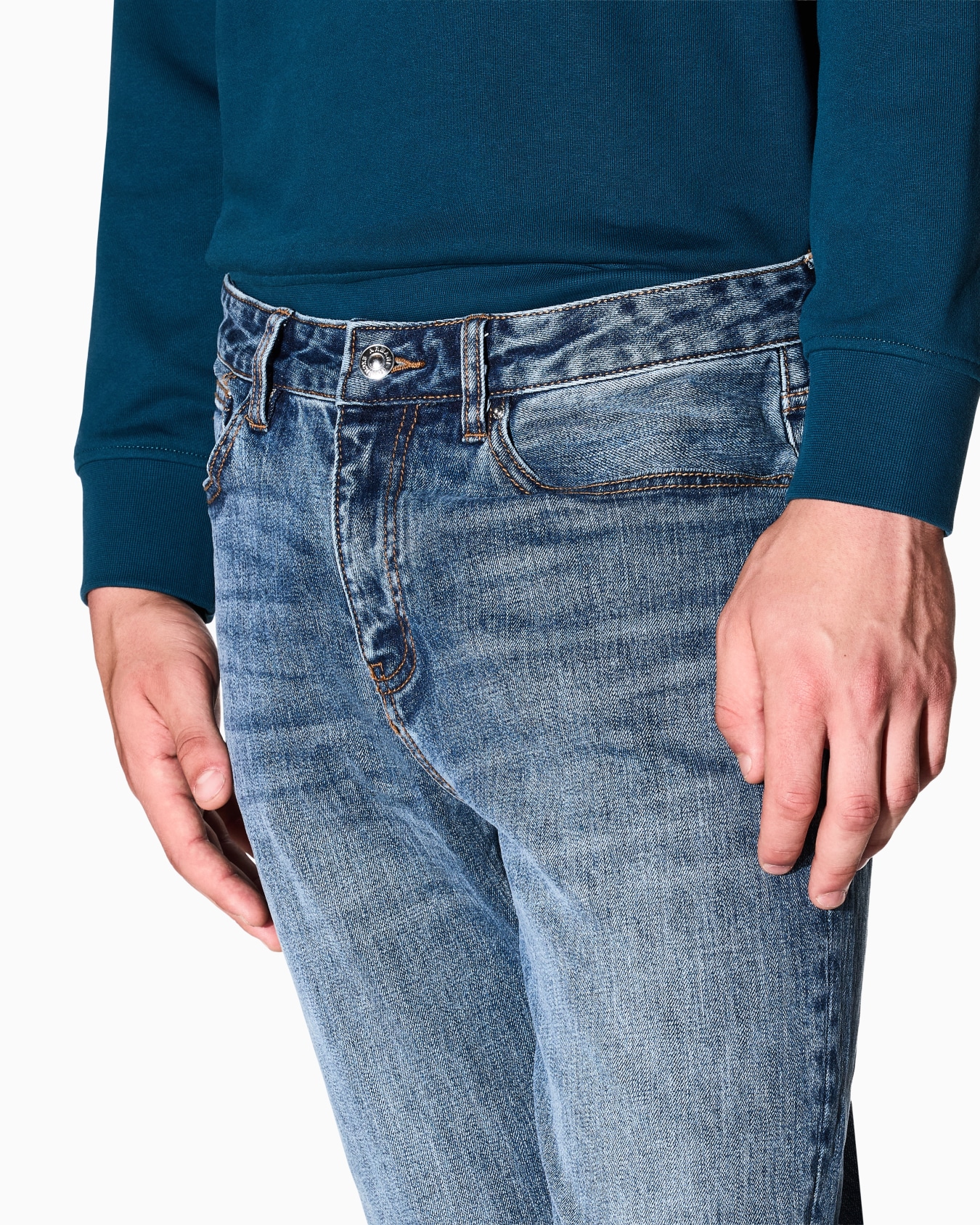 Slim fit jeans in stretch denim Slide 4