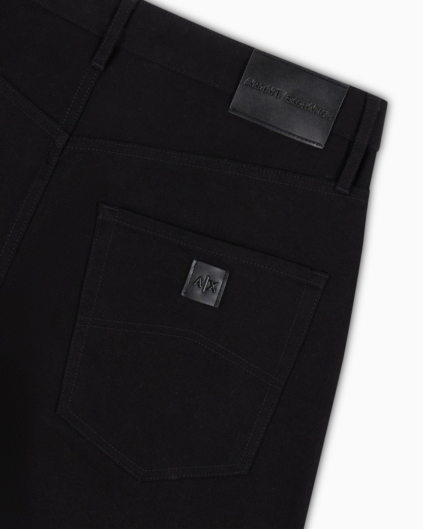 Relaxed fit jeans in cotton bull Slide 5