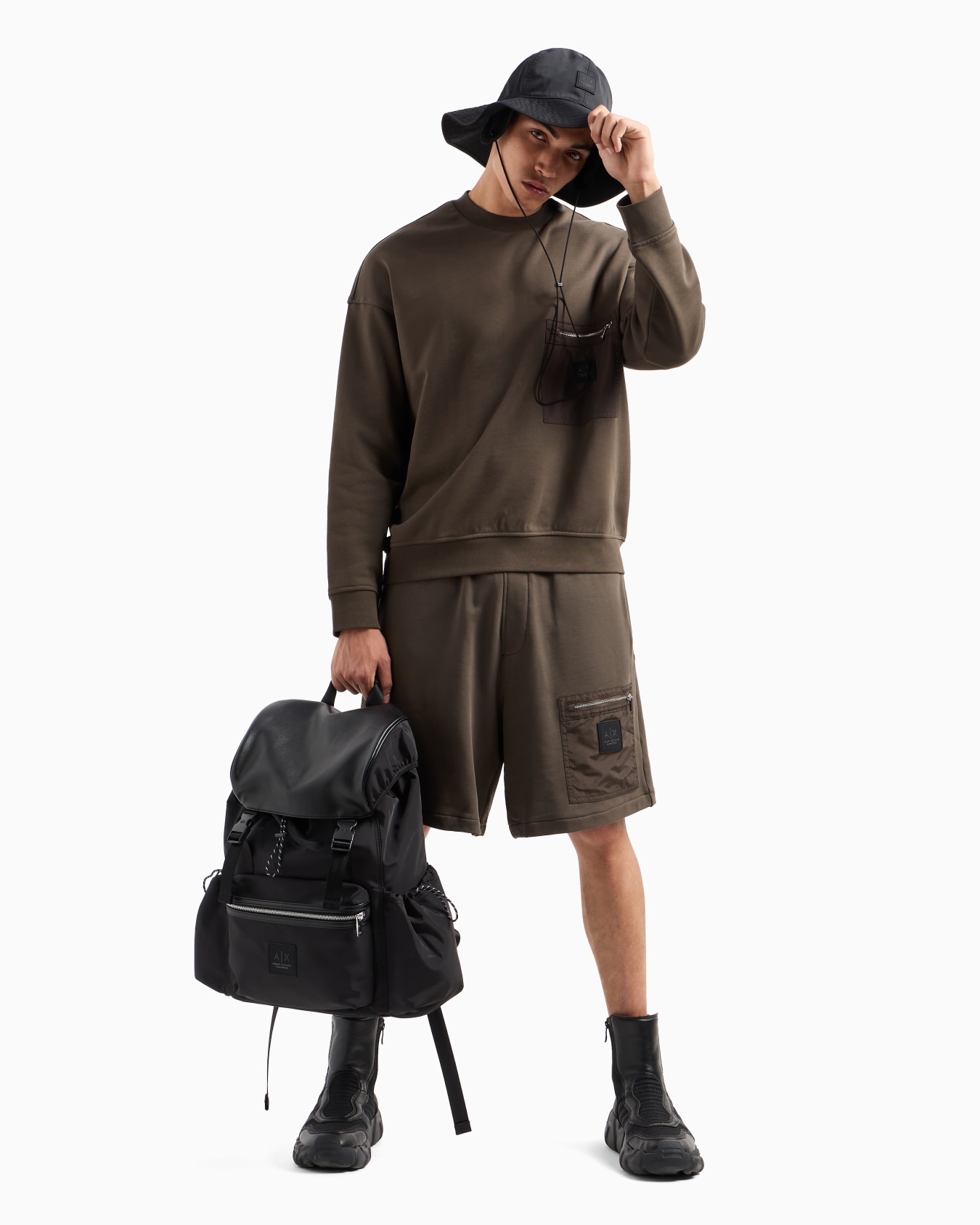 Bermudas de felpa de algodón con bolsillo en contraste Diapositiva 3