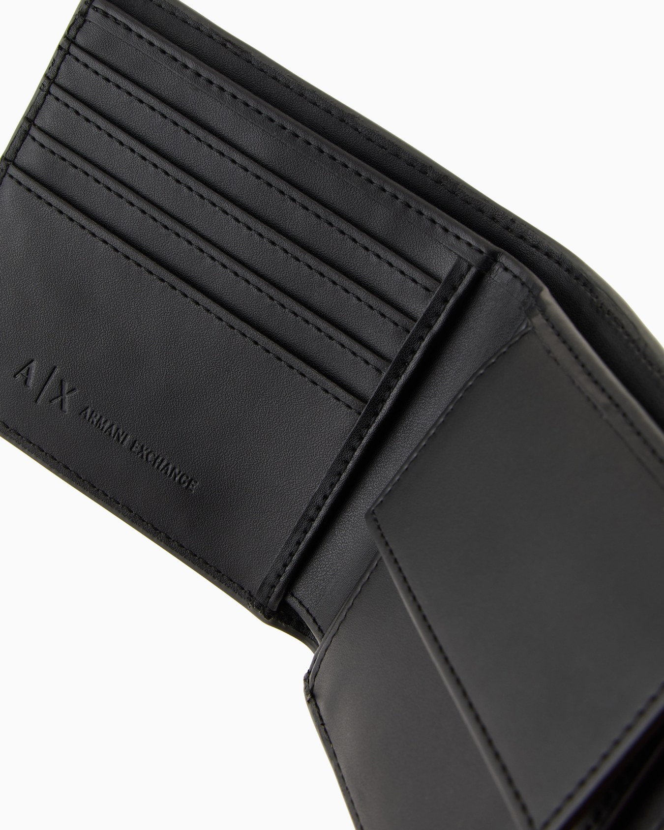 Book wallet in resistant material Slide 3