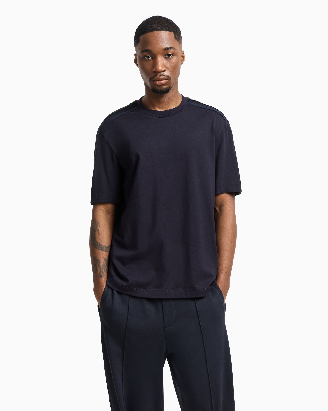  Regular fit T-shirt with logo bands Slide 3