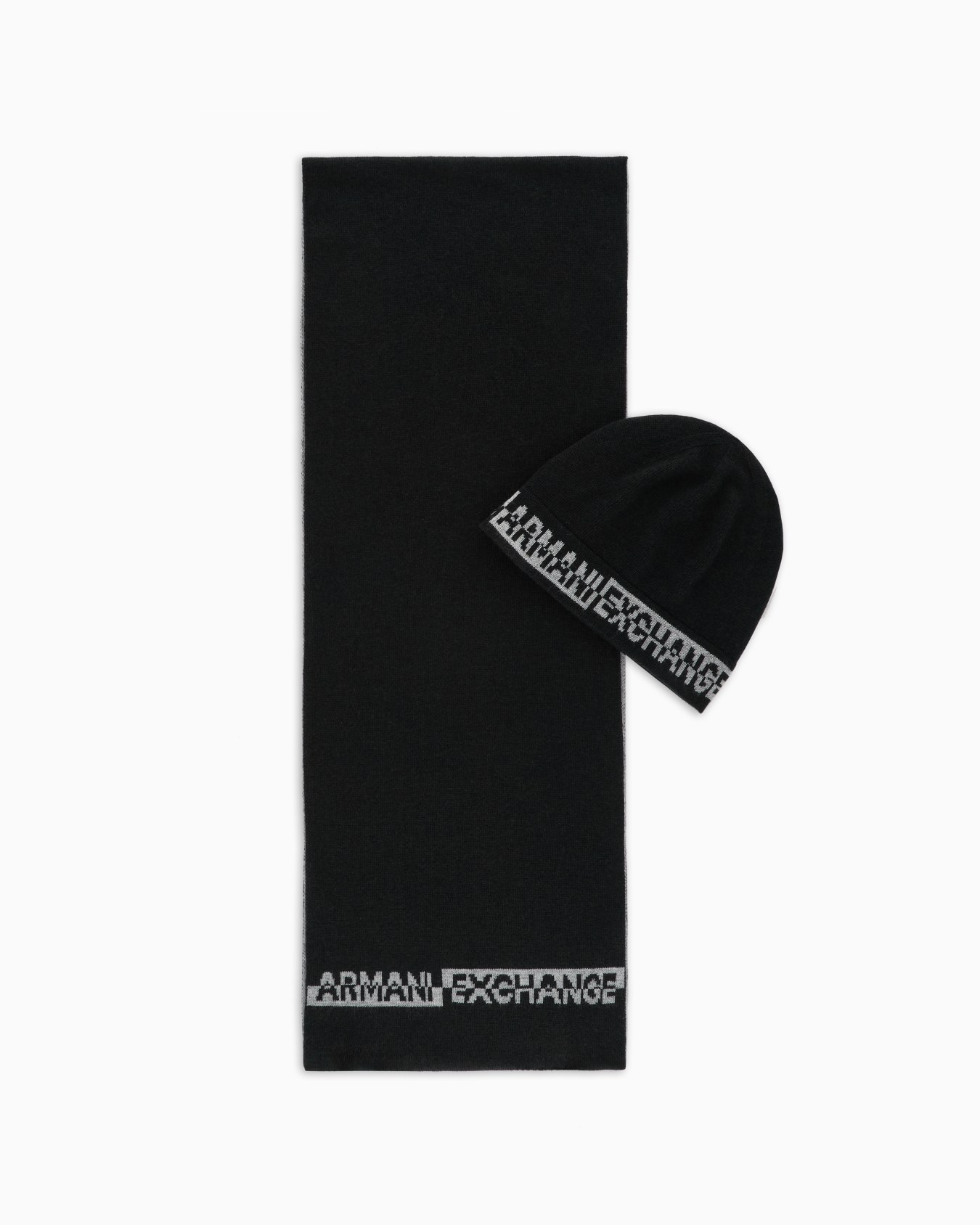 Set con sciarpa e cappello Slide 0