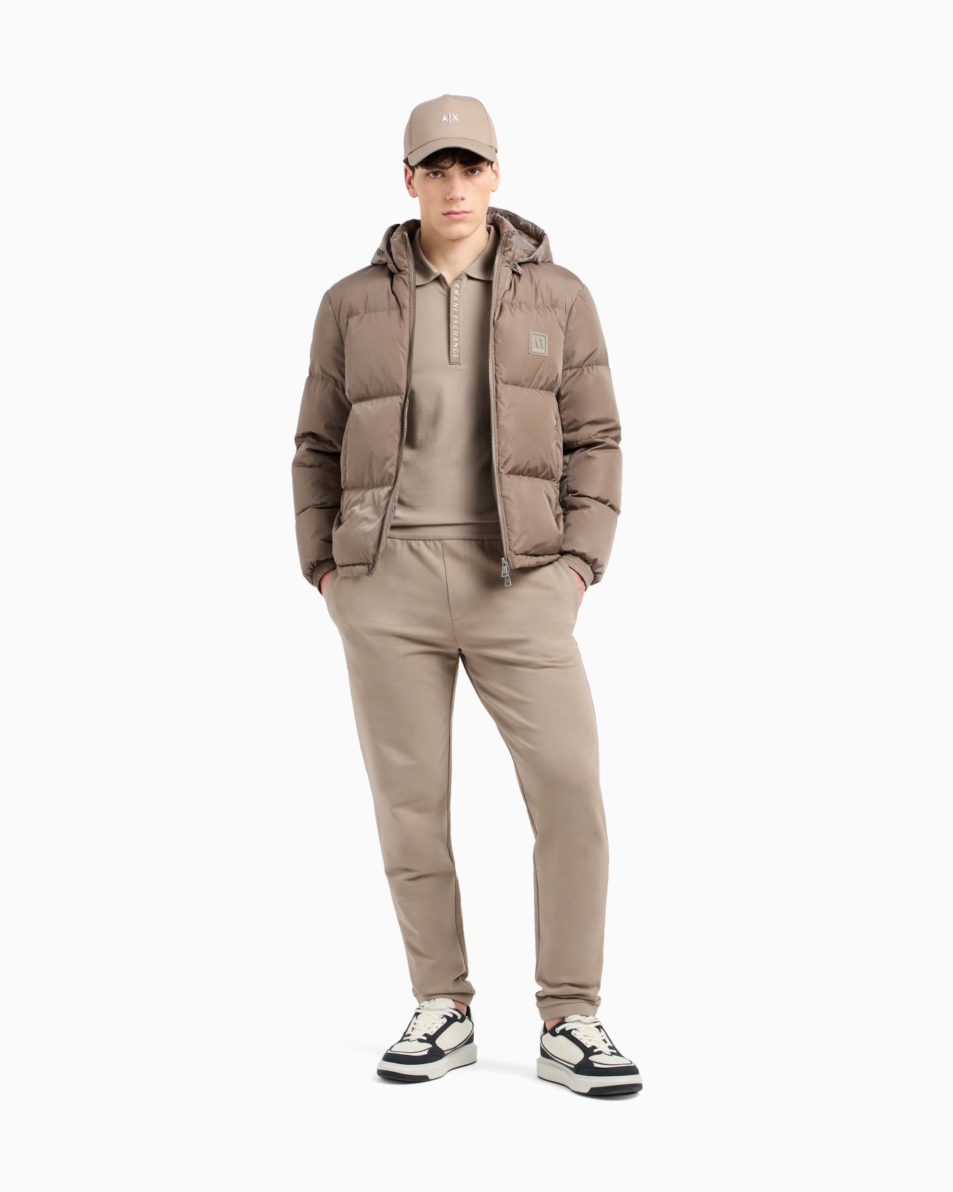 Padded jacket with hood Slide 1