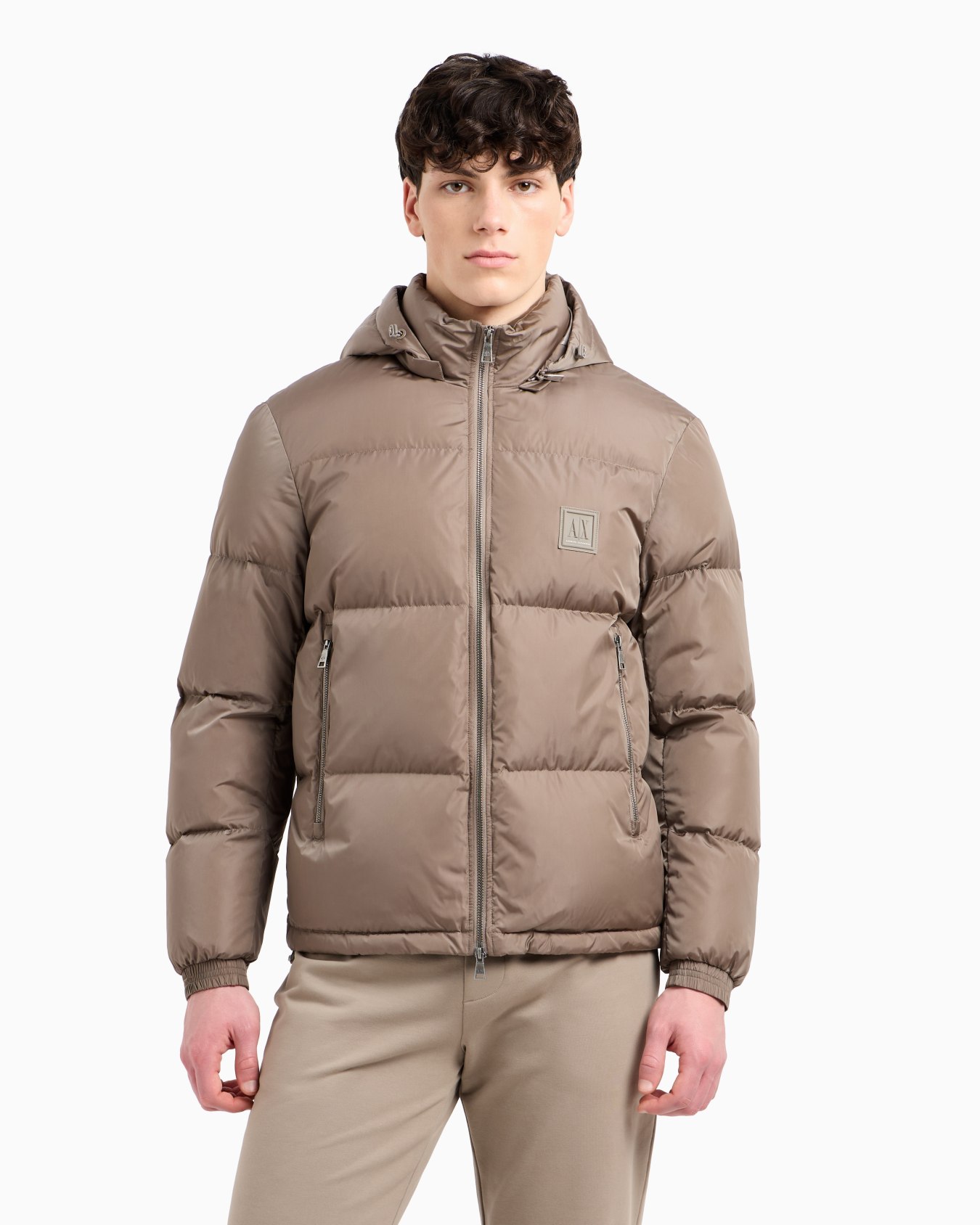 Padded jacket with hood Slide 3
