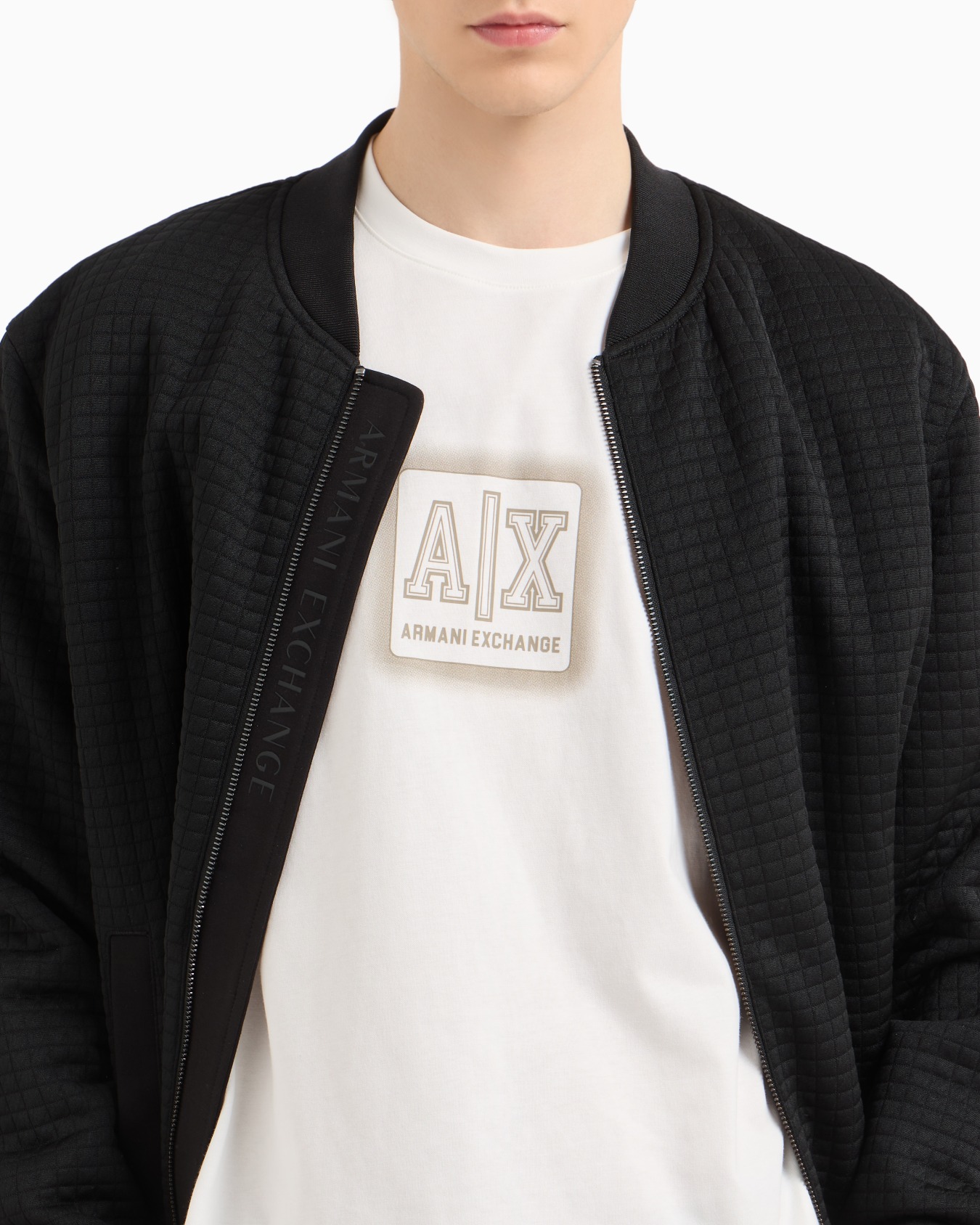  Regular fit T-shirt with logo Slide 4