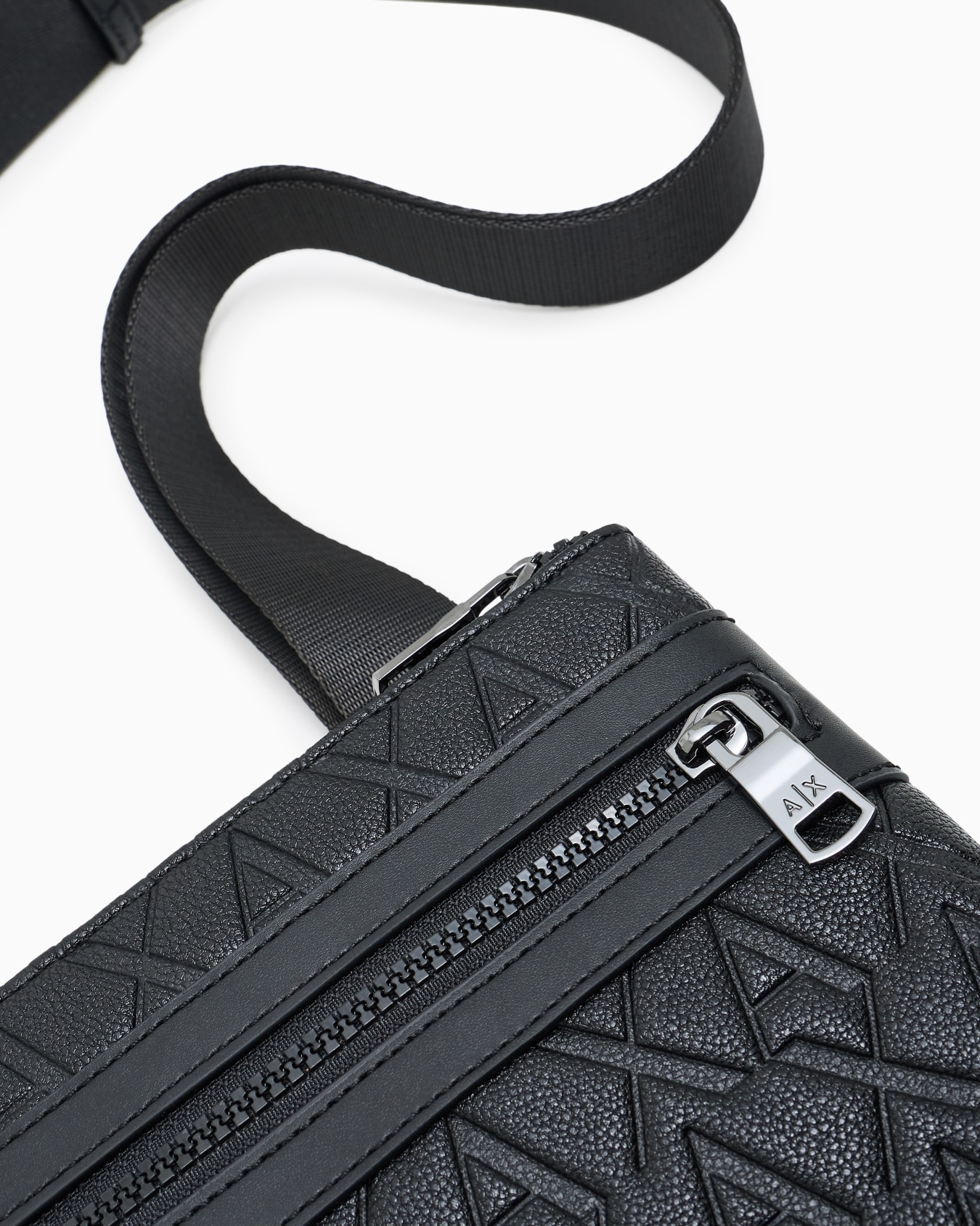 Flat shoulder bag with allover logo Slide 4
