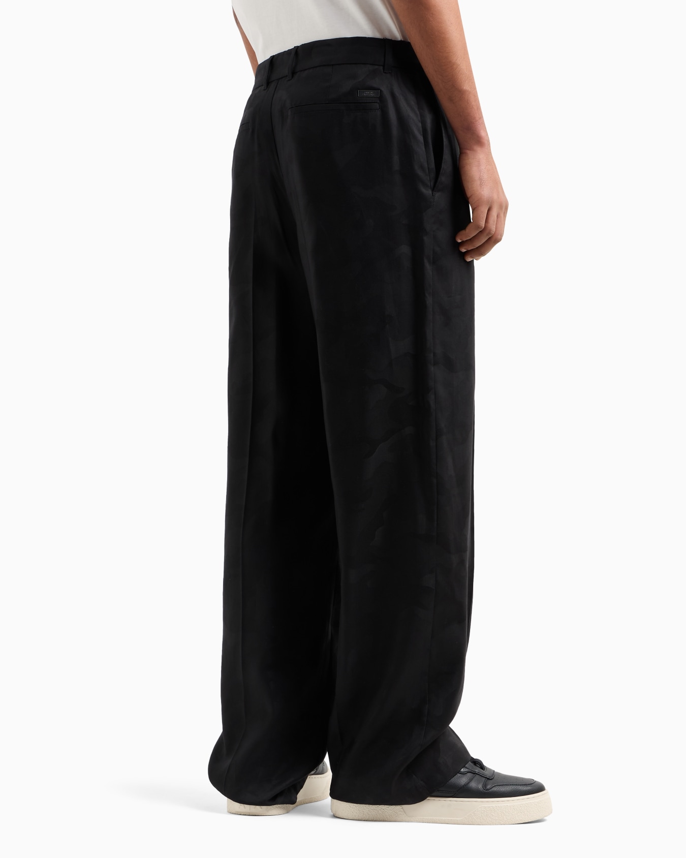 Pantaloni in lyocell camouflage Slide 2