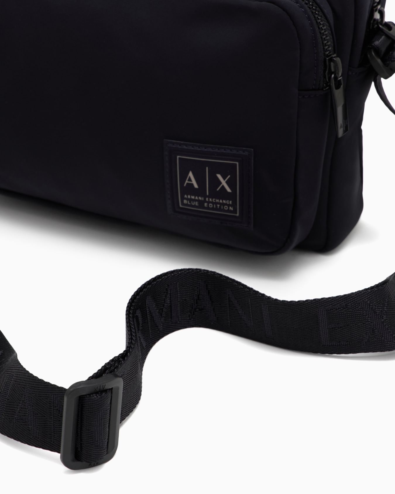 AXロゴ ショルダーバッグ スライドする 4