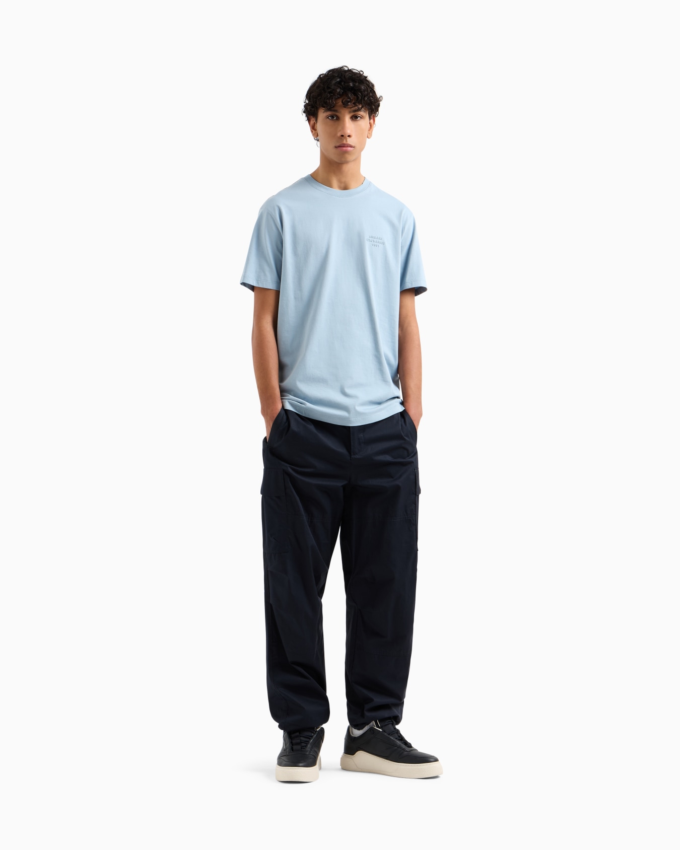 Regular fit basic t-shirt Diapositiva 1