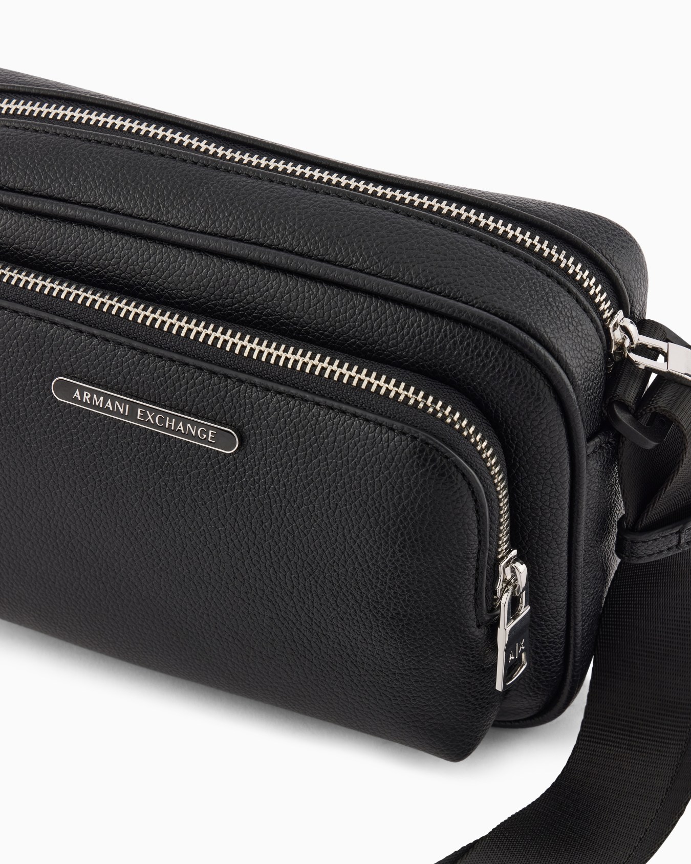 Rectangular shoulder bag Slide 4