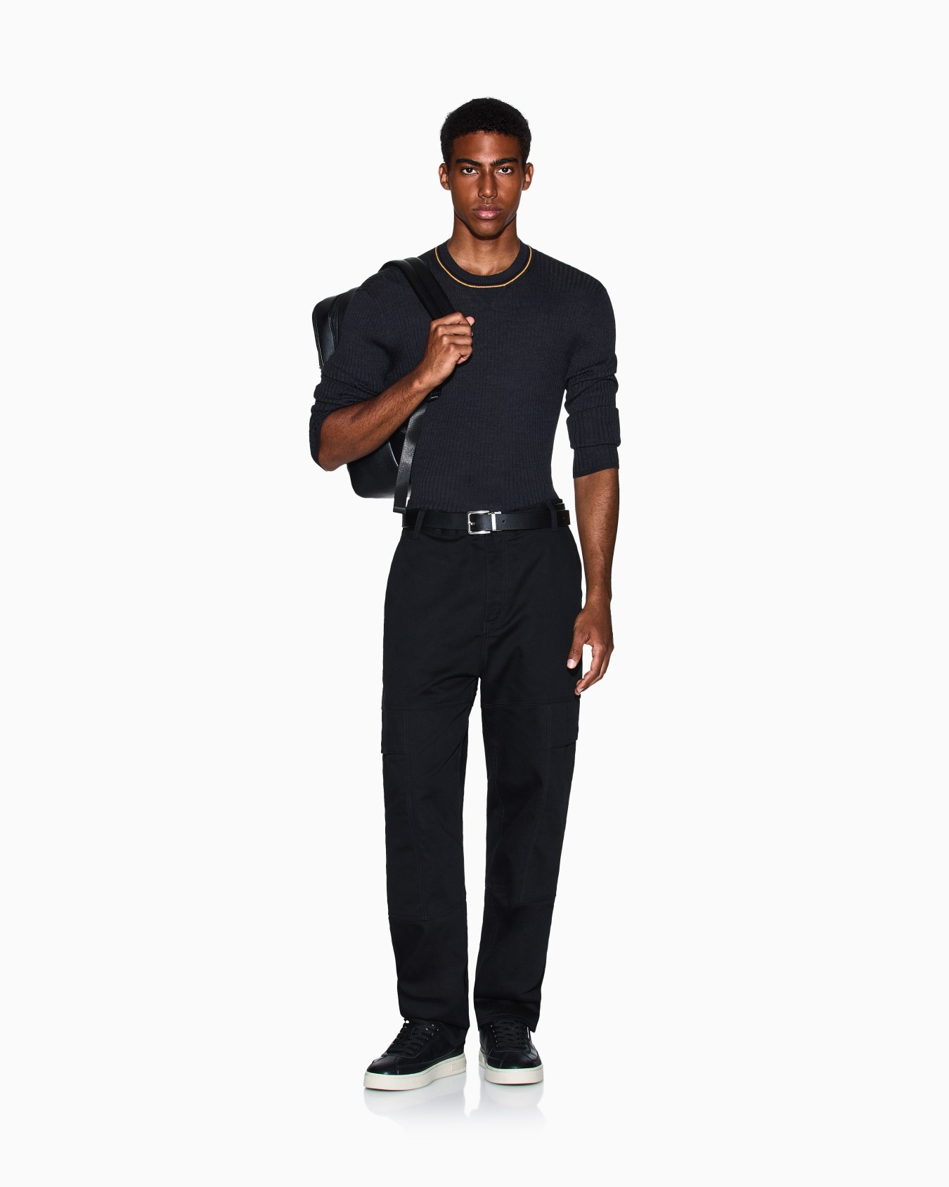 Crew neck sweater with contrasting profile Slide 1