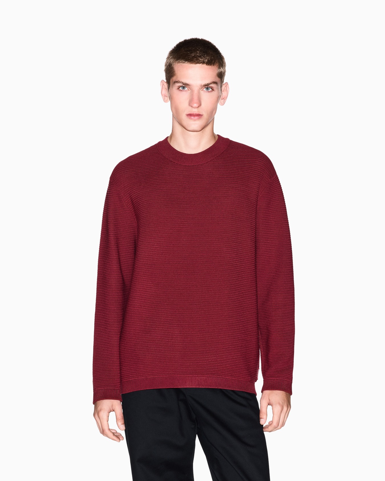 Ribbed crew neck sweater Slide 3