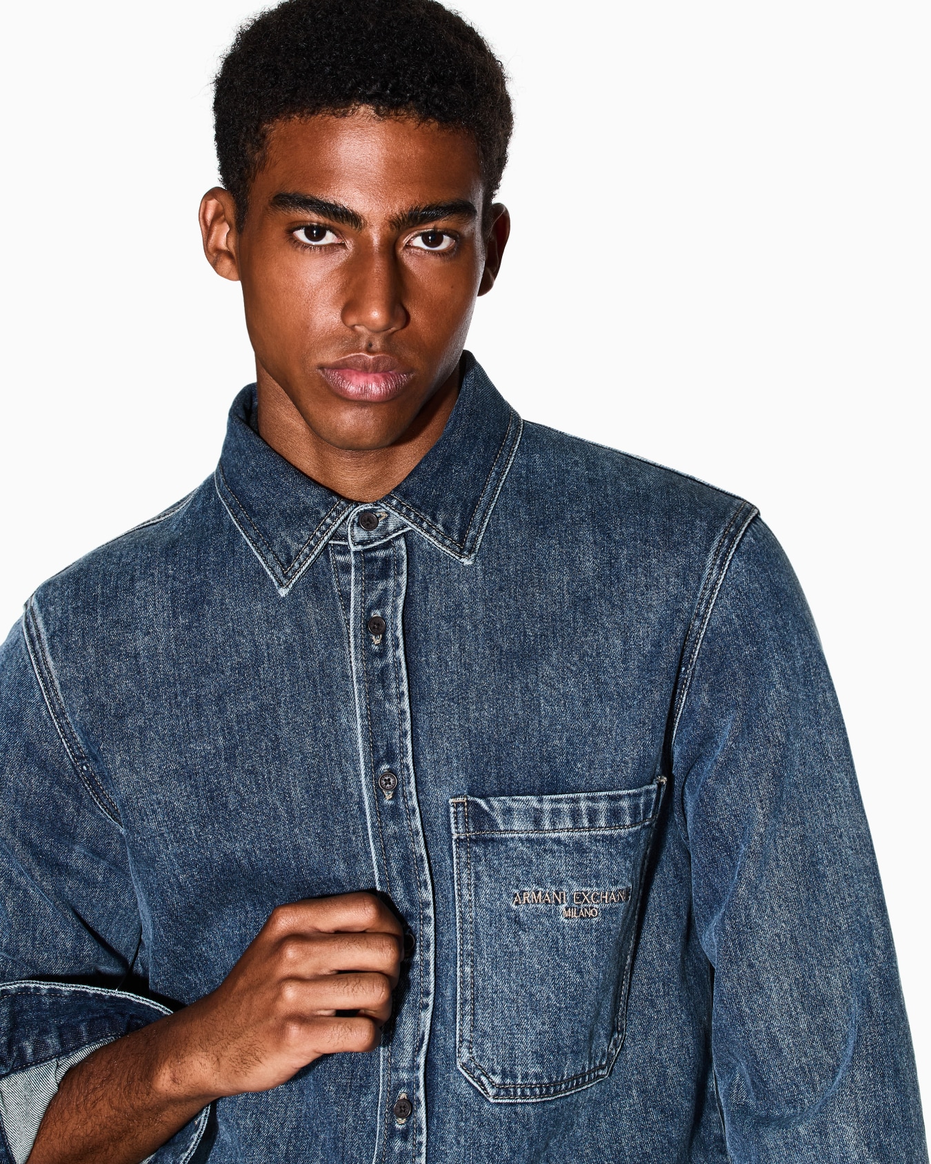 Regular fit cotton denim shirt Slide 4