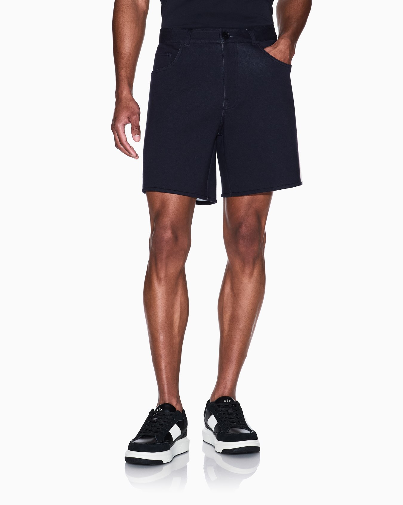 ボンデッドストレッチ ハーフパンツ スライドする 3