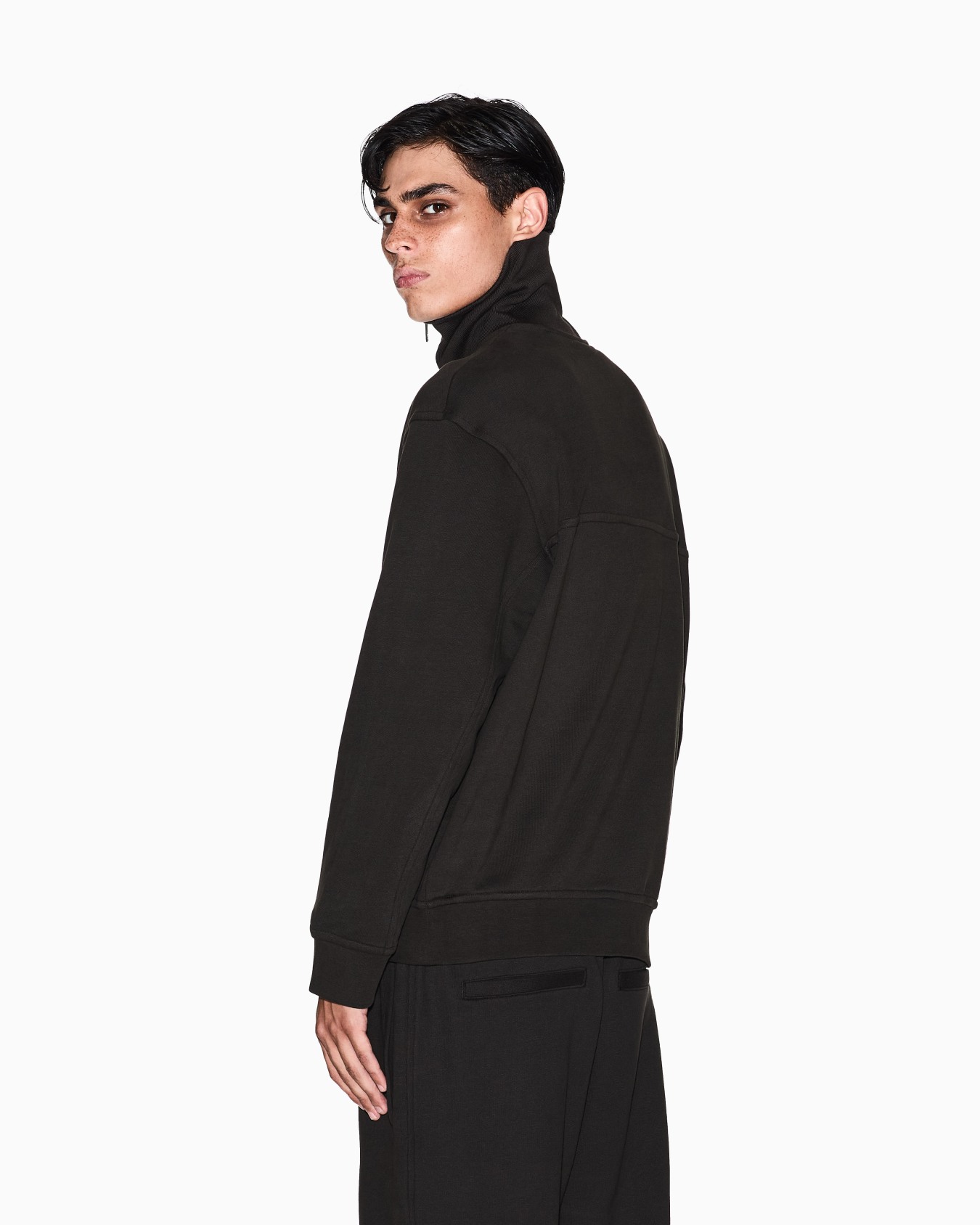 Sweatshirts without Hood Slide 2
