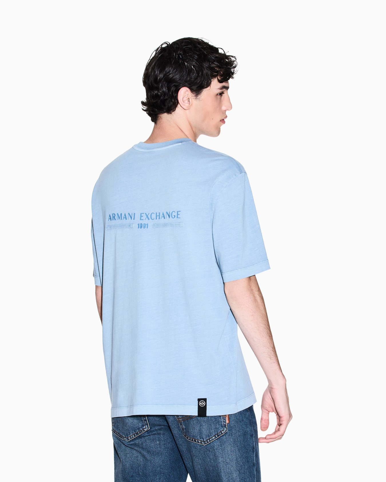 パッチポケットディテール ガーメントダイ 半袖クルーネックTシャツ スライドする 2