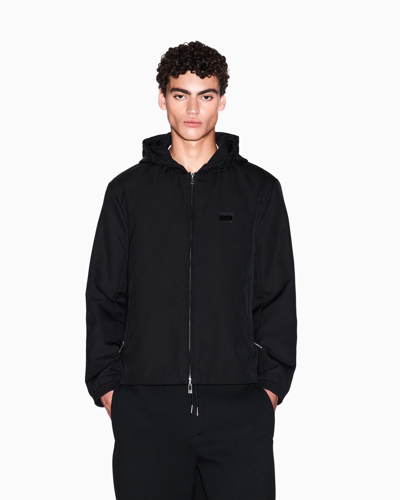 Chaqueta con capucha Diapositiva 3