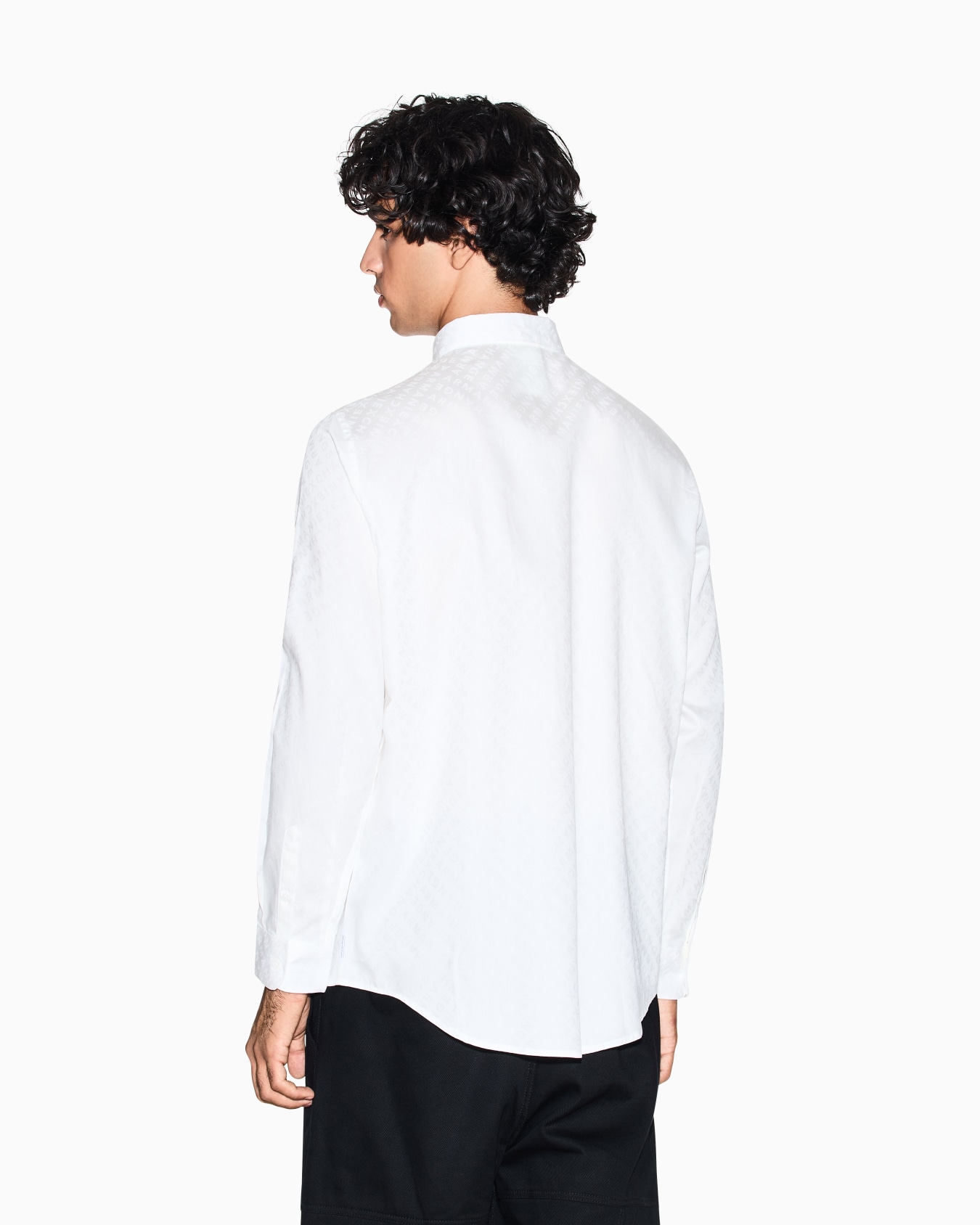 Chemise coupe régulière avec logo intégral Diapositive 2