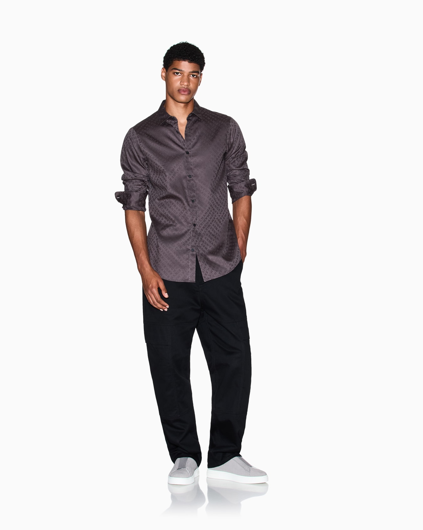 Chemise coupe régulière avec logo intégral Diapositive 1