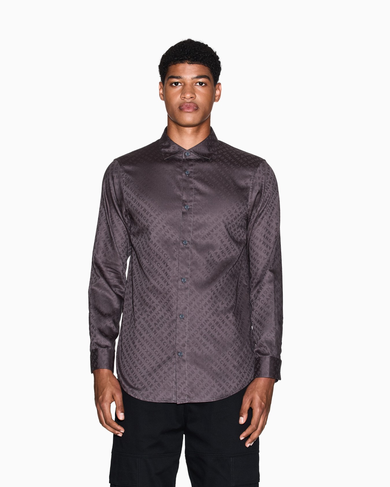 Chemise coupe régulière avec logo intégral Diapositive 3